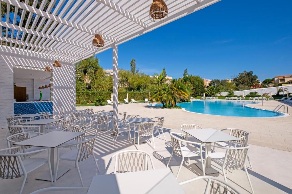 Bar Piscina Malibu Foz Hotel La Maison Younan Figueira da Foz