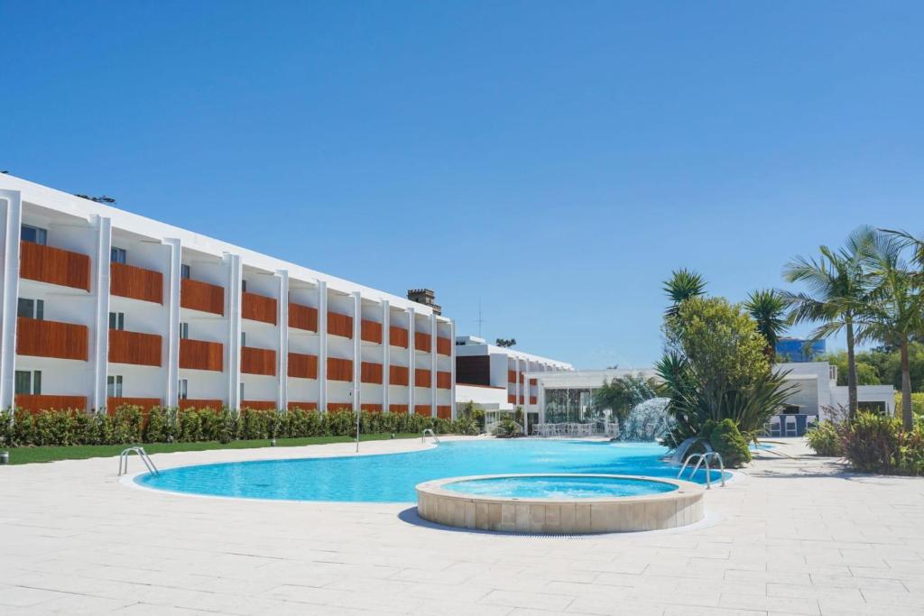 Piscina do Malibu Foz Hotel La Maison Younan Figueira da Foz