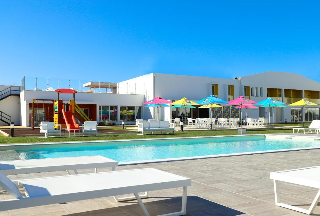 Piscina Hotel RIDE Surf Resort & Spa Peniche