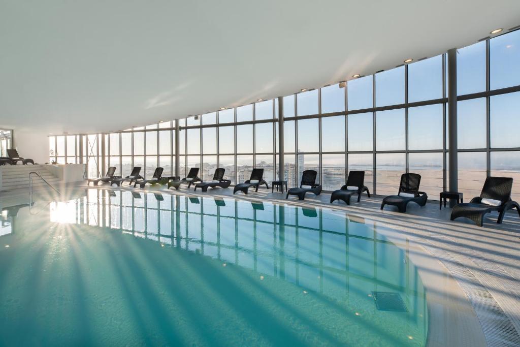 Piscina Interior Eurostars Oasis Plaza Figueira da Foz