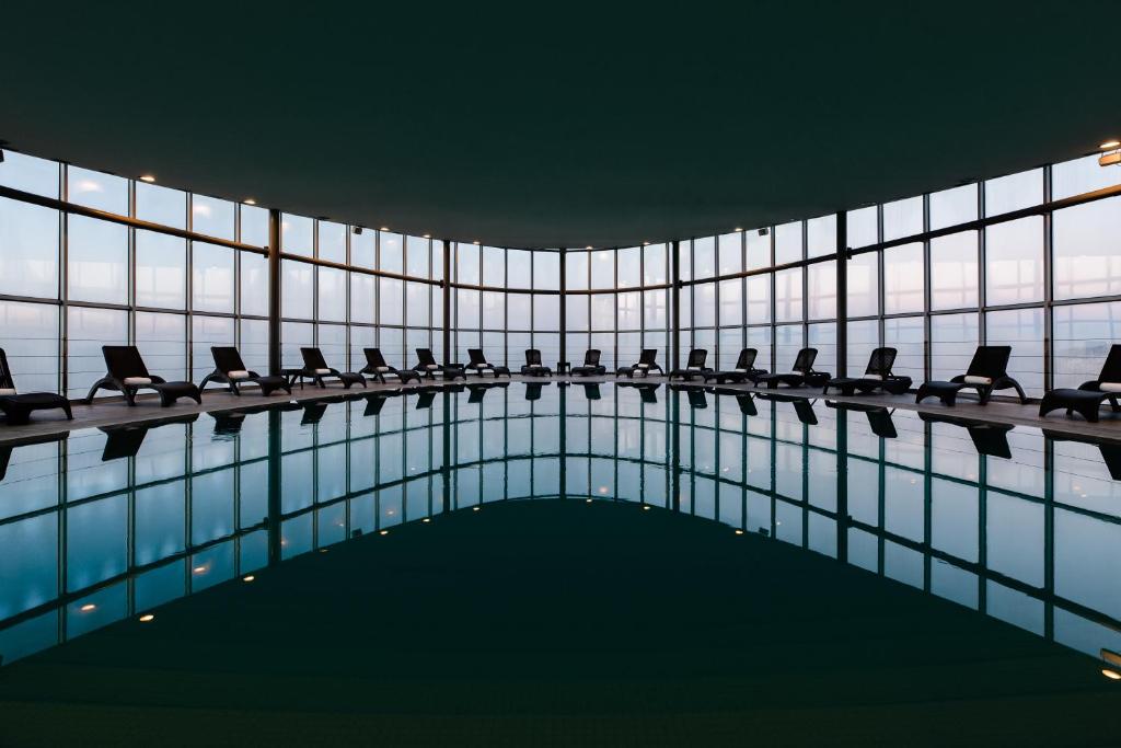 Piscina Interior Hotel Figueira da Foz Eurostars Oasis Plaza